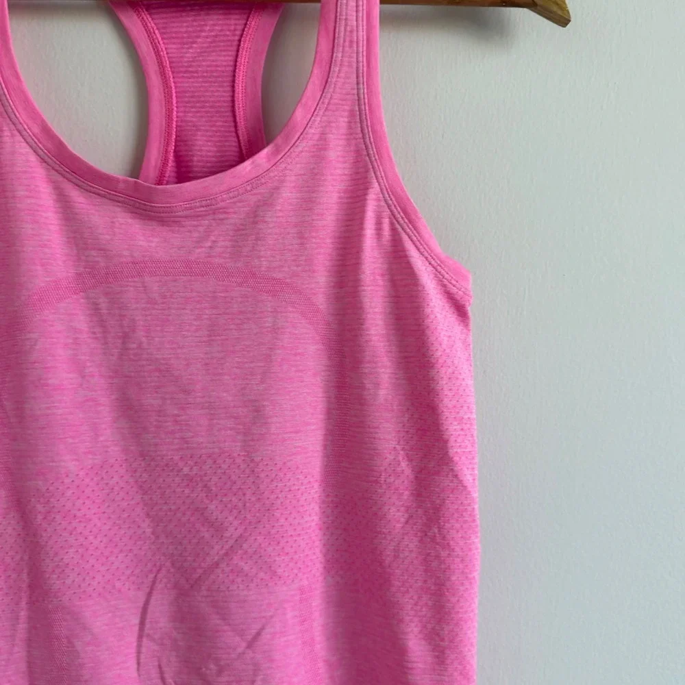 lululemon athletica lululemon swiftly